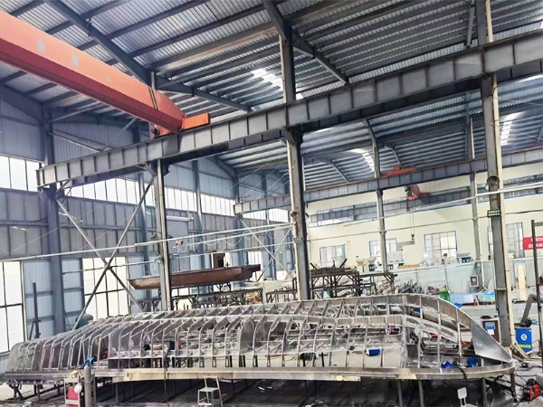 船體結實，造型美觀